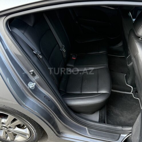 Hyundai Elantra 2018, 98,345 km - 2.0 l - Bakı