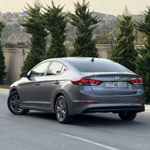 Hyundai Elantra 2018, 98,345 km - 2.0 l - Bakı