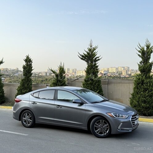 Hyundai Elantra 2018, 98,345 km - 2.0 l - Bakı