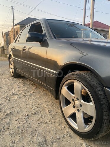 Mercedes C 220 1995, 536,832 km - 2.2 l - Bakı