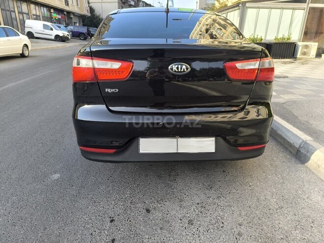 Kia Rio-2