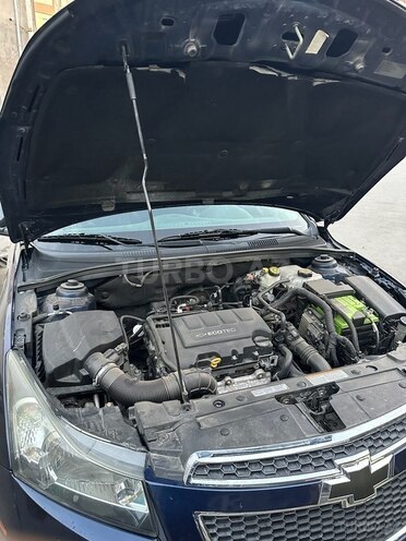 Chevrolet Cruze 2010, 245,000 km - 1.4 l - Gəncə