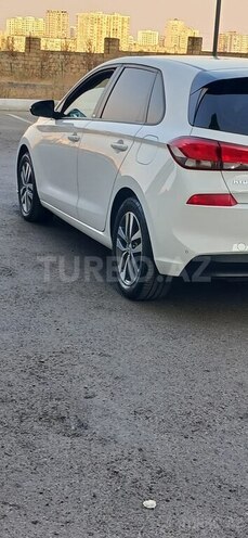 Hyundai i30 2019, 104,000 km - 1.6 л - Bakı