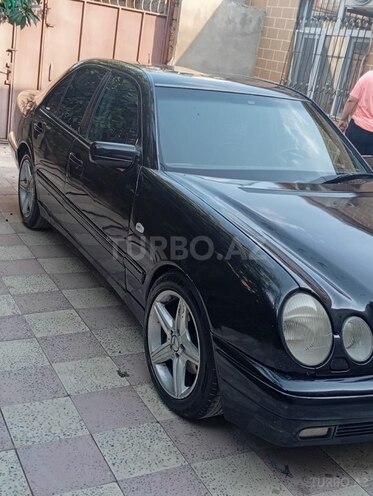 Mercedes E 230 1996, 606,000 km - 2.3 l - Bakı