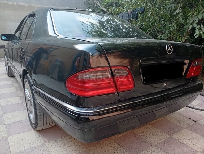 Mercedes E 230 1996, 606,000 km - 2.3 l - Bakı