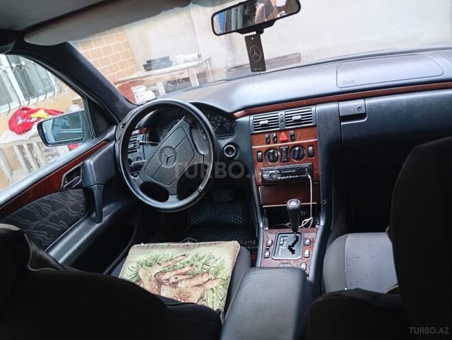 Mercedes E 230 1996, 606,000 km - 2.3 l - Bakı