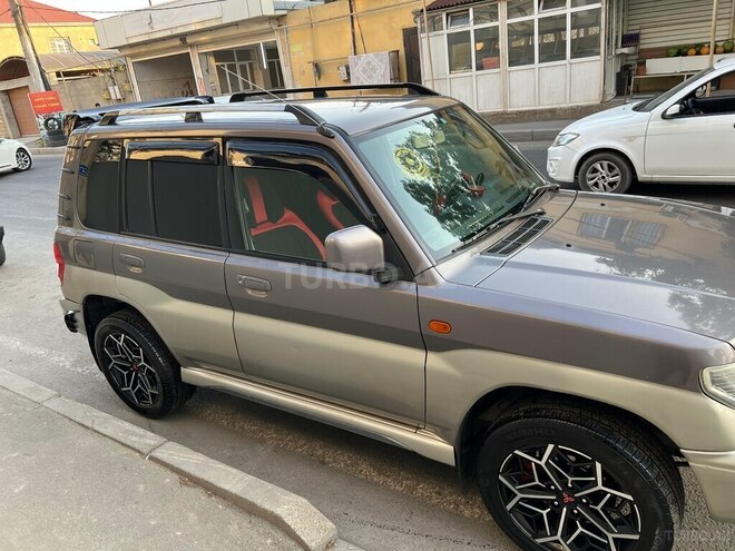 Mitsubishi Pajero io 1999, 400,000 km - 1.8 л - Bakı