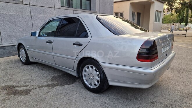 Mercedes C 220 1999, 376,000 km - 2.2 l - Bakı