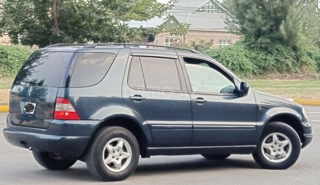 Mercedes ML 320 2000, 245,000 km - 3.2 l - Bakı