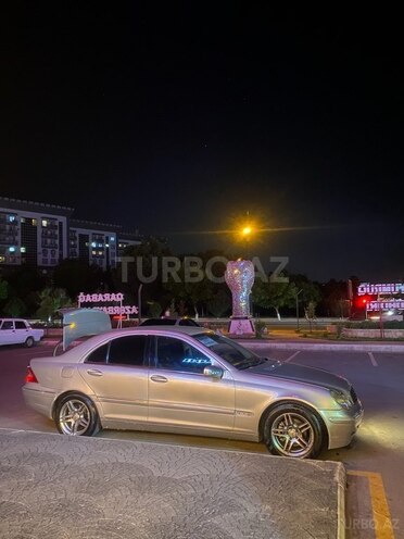 Mercedes C 200 2000, 466,710 km - 2.0 l - Naxçıvan