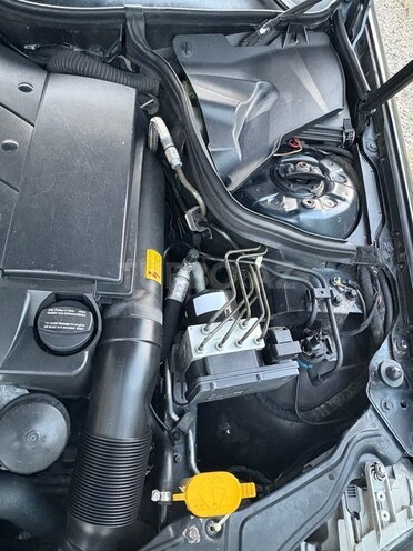 Mercedes C 240 2002, 334,000 km - 2.6 l - Xırdalan