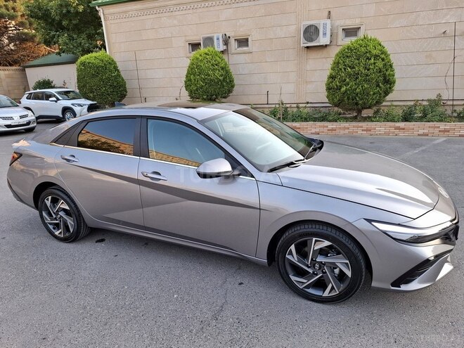 Hyundai Elantra 2025, 8,500 km - 1.6 л - Bakı