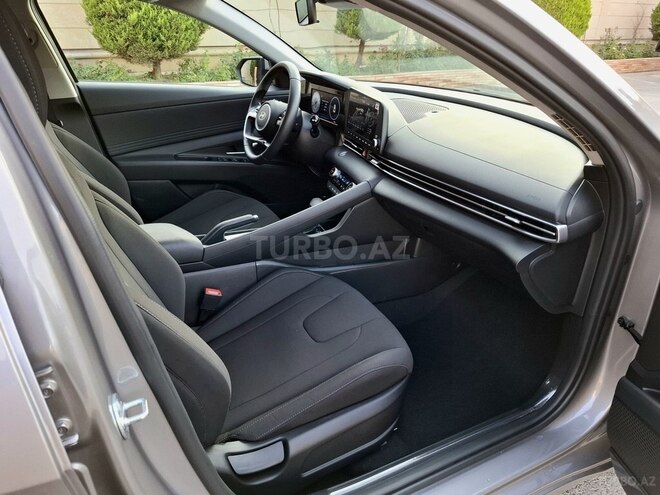Hyundai Elantra 2025, 8,500 km - 1.6 л - Bakı