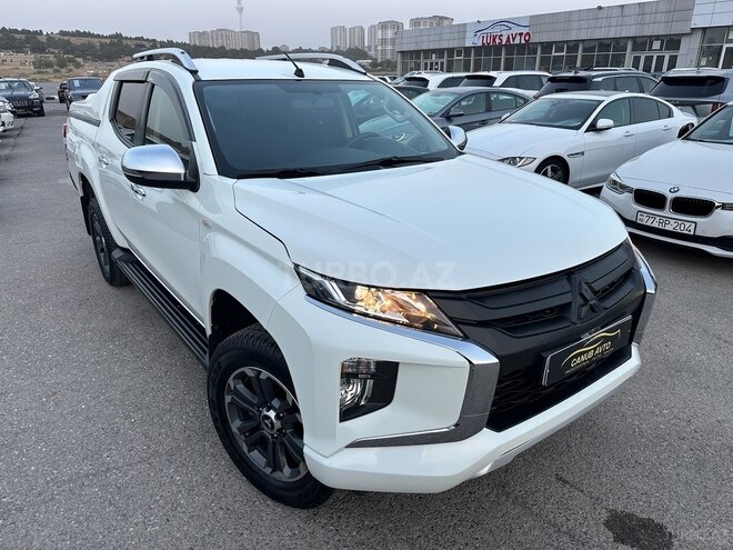 Mitsubishi L200-3