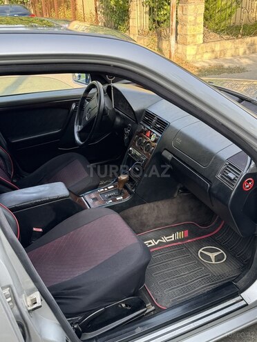 Mercedes C 220 1996, 555,000 km - 2.2 l - Quba