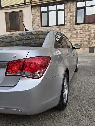 Chevrolet Cruze 2012, 342,000 km - 1.4 л - Quba