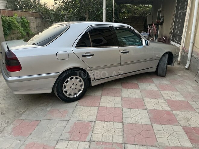 Mercedes C 240 1998, 380,000 km - 2.4 л - Sumqayıt