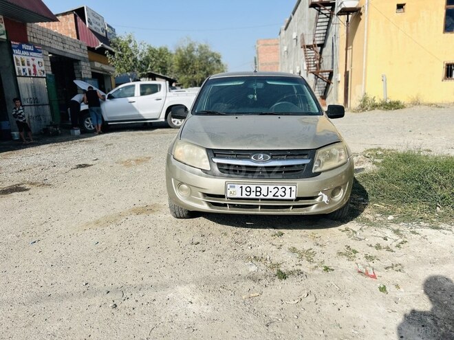 LADA (VAZ) Granta 2013, 270,000 km - 1.6 l - Füzuli