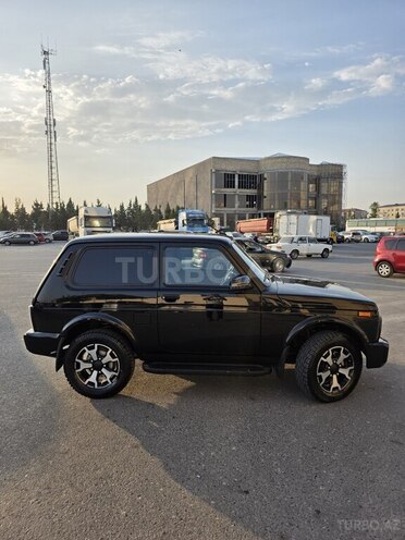 LADA (VAZ) Niva-6