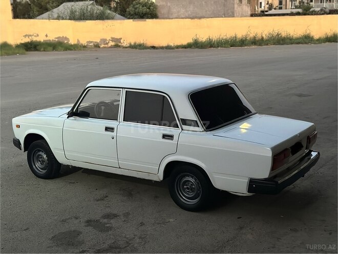 LADA (VAZ) 2107 2008, 250,000 km - 1.6 l - Salyan