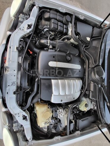 Mercedes E 270 1999, 275,000 km - 2.7 l - Bakı