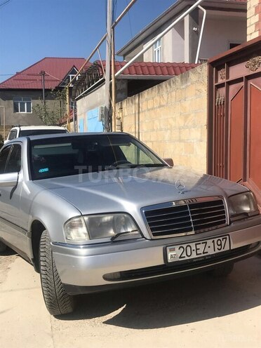Mercedes C 220 1994, 236,351 km - 2.2 l - Qusar