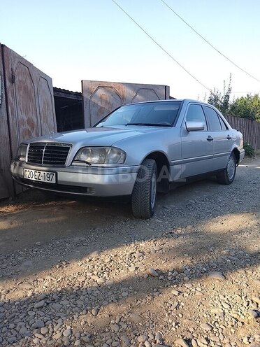 Mercedes C 220 1994, 236,351 km - 2.2 l - Qusar