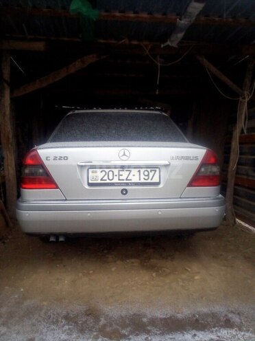 Mercedes C 220 1994, 236,351 km - 2.2 l - Qusar