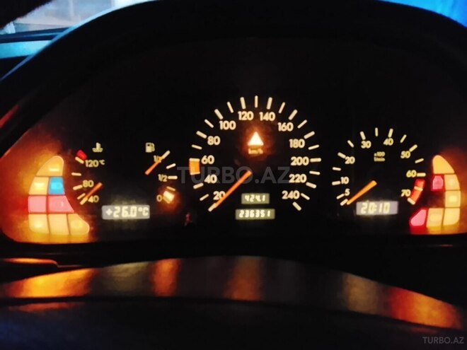 Mercedes C 220 1994, 236,351 km - 2.2 l - Qusar
