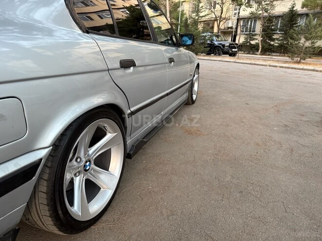 BMW 520 1995, 200,000 km - 2.0 l - Bakı