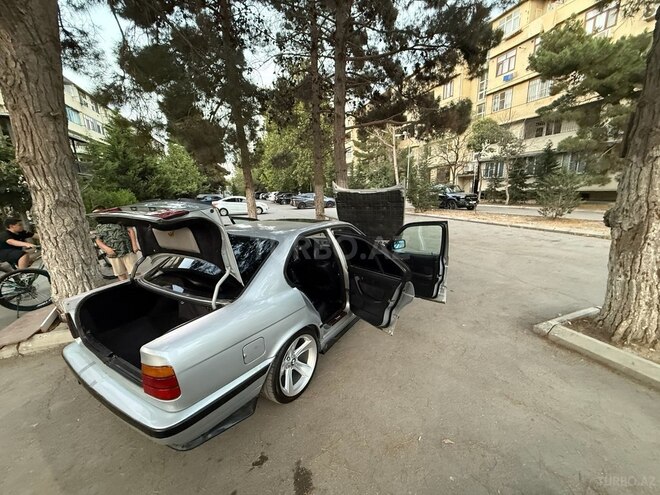 BMW 520 1995, 200,000 km - 2.0 l - Bakı