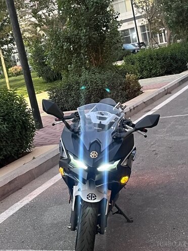 Kawasaki  2024, 3,400 km - 0.5 l - Bakı