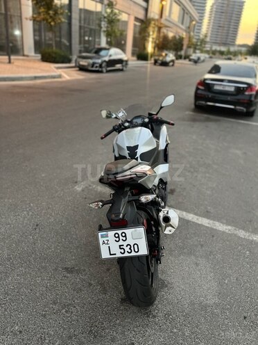 Kawasaki  2024, 3,400 km - 0.5 l - Bakı
