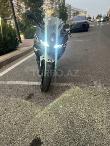 Kawasaki  2024, 3,400 km - 0.5 l - Bakı