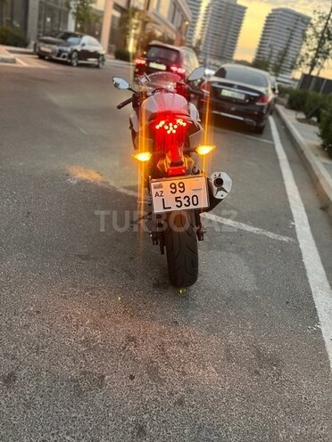 Kawasaki  2024, 3,400 km - 0.5 l - Bakı