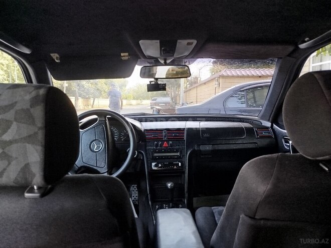 Mercedes C 200 1999, 439,032 km - 2.0 л - Balakən