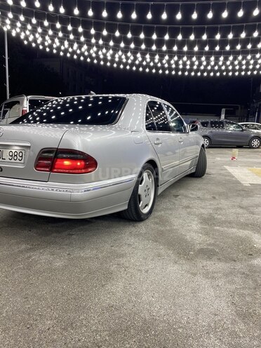 Mercedes E 270 2001, 450,000 km - 2.7 л - Bakı