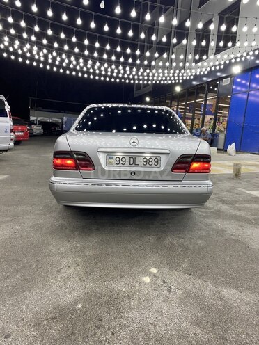 Mercedes E 270 2001, 450,000 km - 2.7 л - Bakı