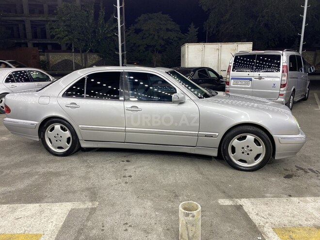 Mercedes E 270 2001, 450,000 km - 2.7 л - Bakı