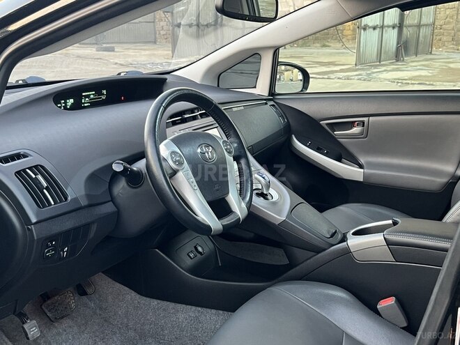 Toyota Prius 2014, 141,622 km - 1.8 l - Bakı
