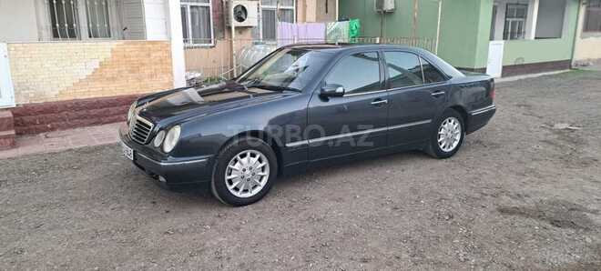 Mercedes E 280 4MATIC 2001, 318,000 km - 2.8 l - Bakı