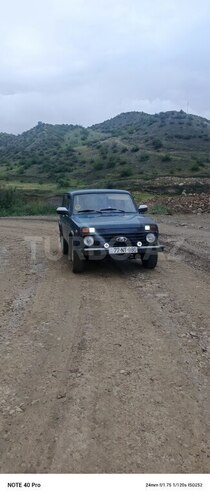 LADA (VAZ) Niva 1998, 100,000 km - 1.7 l - Yardımlı