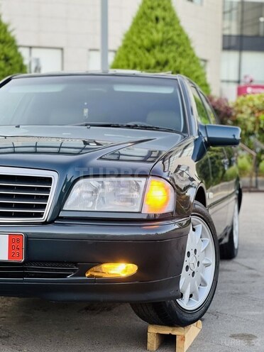 Mercedes C 200 1999, 261,000 km - 2.0 l - İmişli