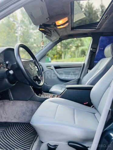 Mercedes C 200 1999, 261,000 km - 2.0 l - İmişli