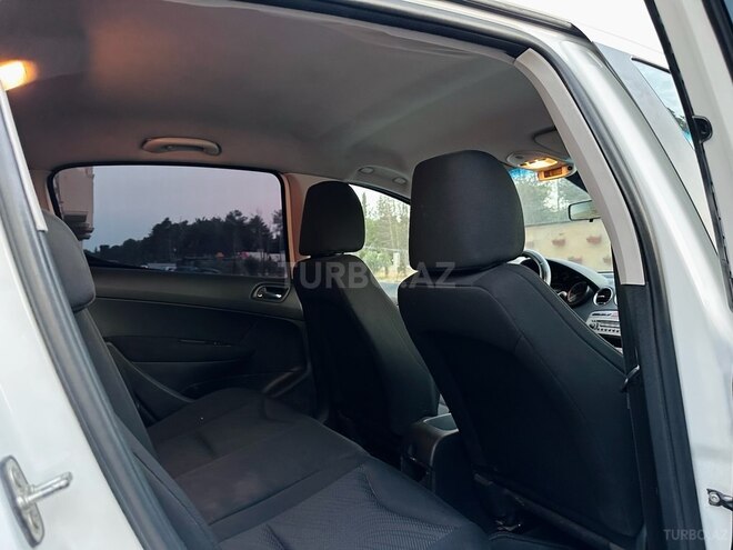 Peugeot 308 2013, 195,000 km - 1.6 l - Sumqayıt