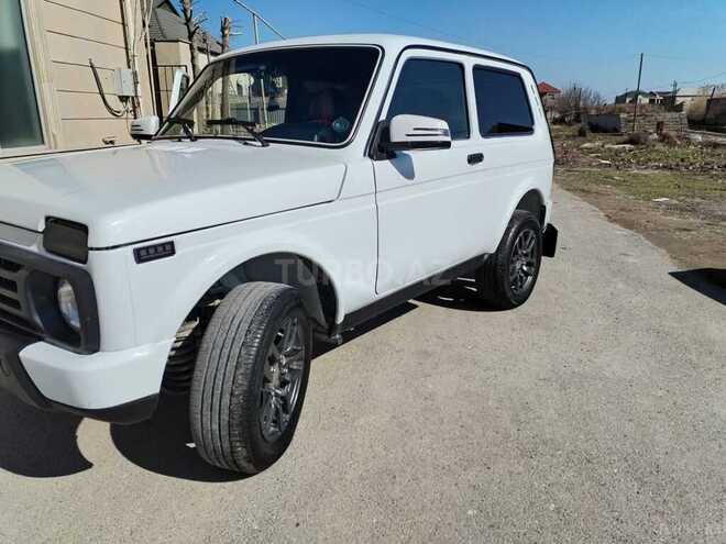 LADA (VAZ) Niva 2014, 17,500 km - 1.7 l - Lerik