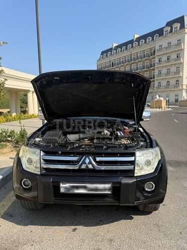 Mitsubishi Pajero 2008, 228,500 km - 3.0 l - Bakı