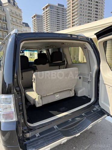 Mitsubishi Pajero 2008, 228,500 km - 3.0 l - Bakı