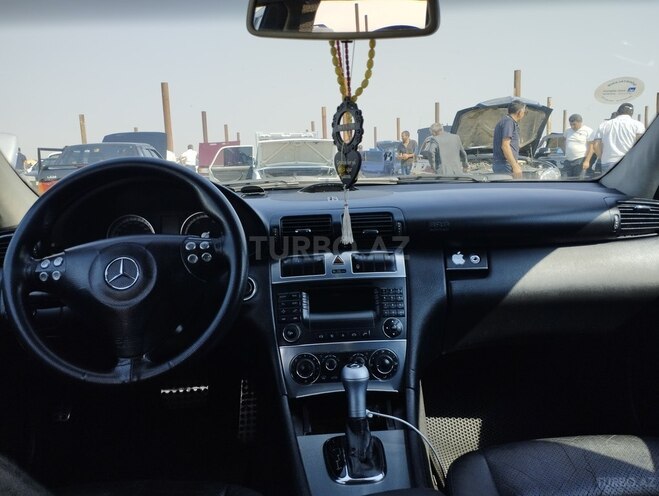 Mercedes C 220 2005, 152,000 km - 2.2 l - Bakı