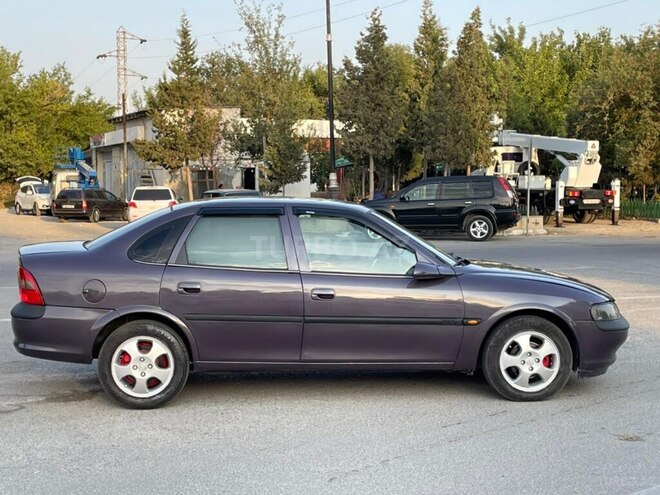 Opel Vectra 1997, 369,853 km - 1.6 l - Sumqayıt